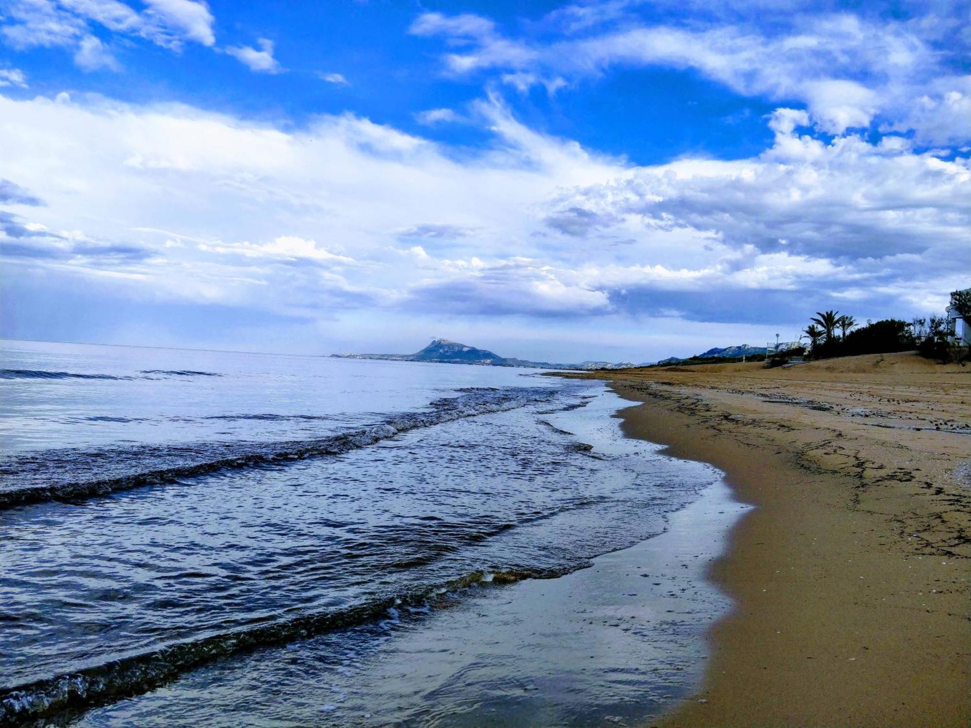 Hello Piles Beach Sofia Luaran gambar